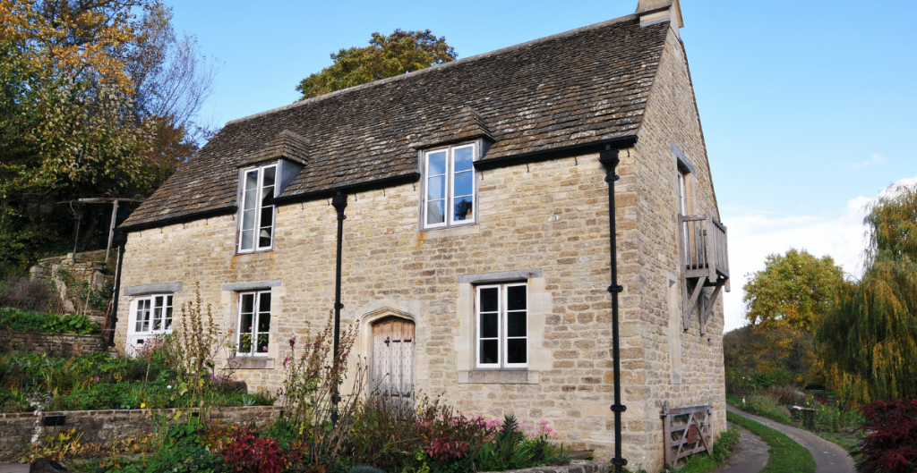 Older home that needs renovation